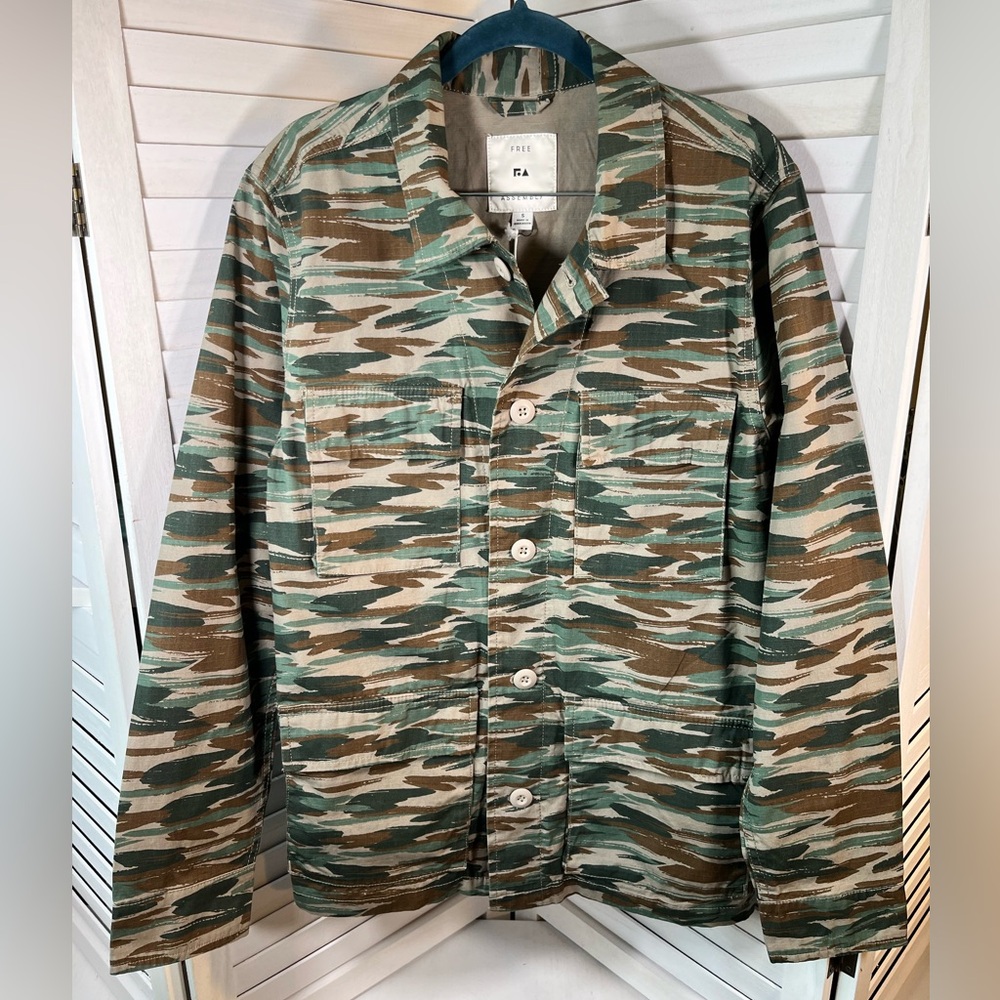 NEW FREE ASSEMBLY MENS MILITARY FATIGUE JACKET
